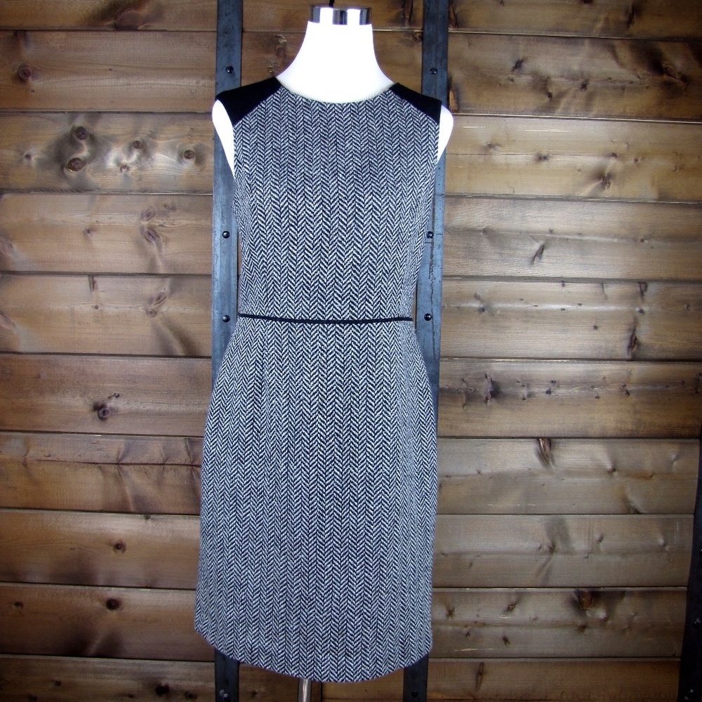 Banana Republic Herringbone Tweed Dress - Size 8